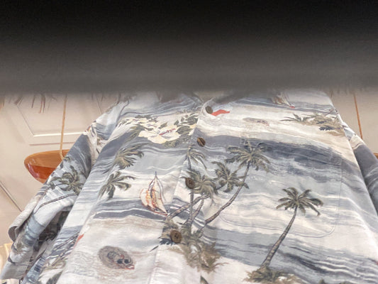 Palm Island Button Up